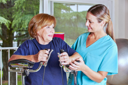 The Health Benefits of Physical Therapy for Seniors